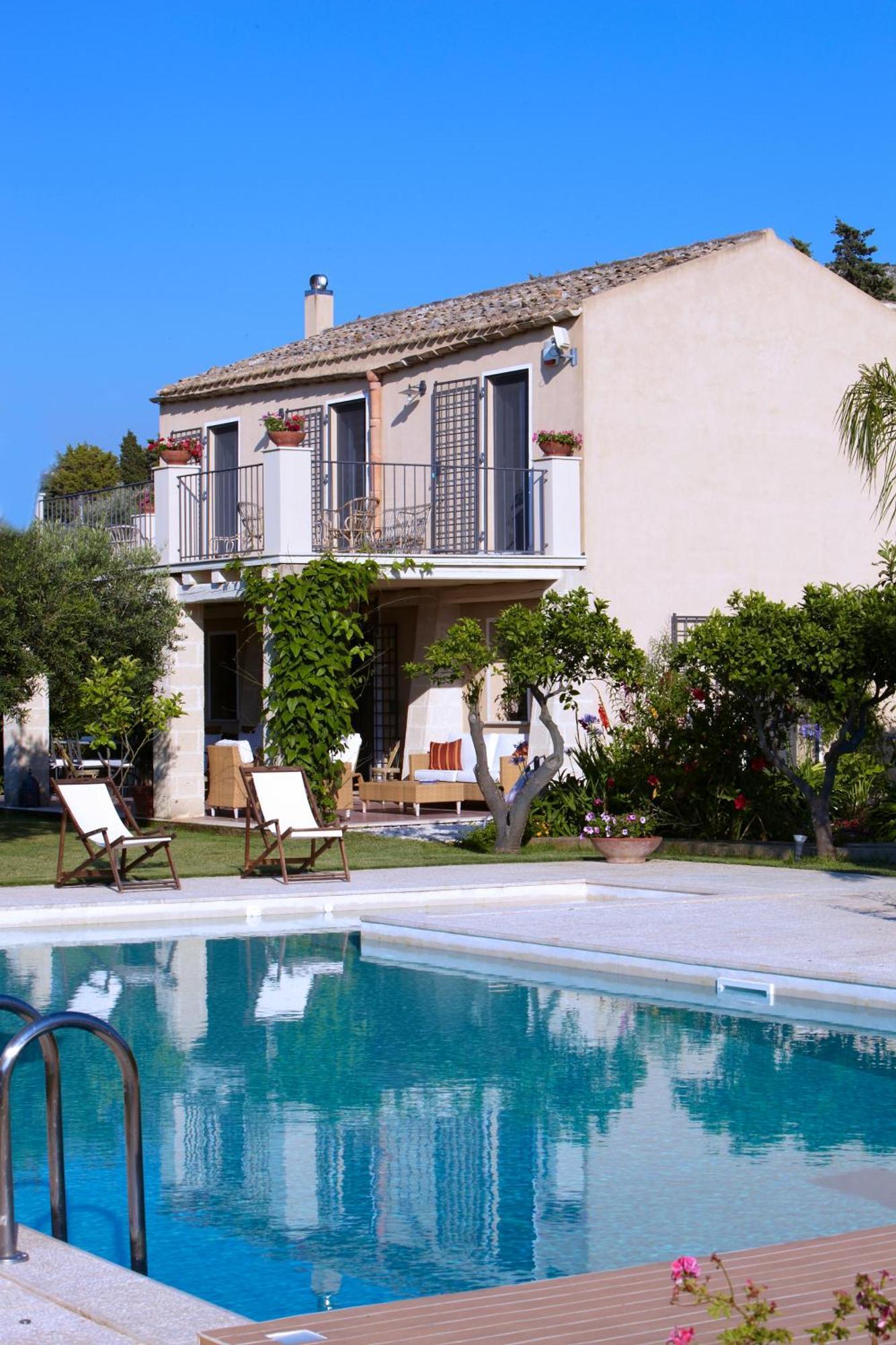 Baglio Sant'Andrea Bed and Breakfast Valderice Eksteriør billede